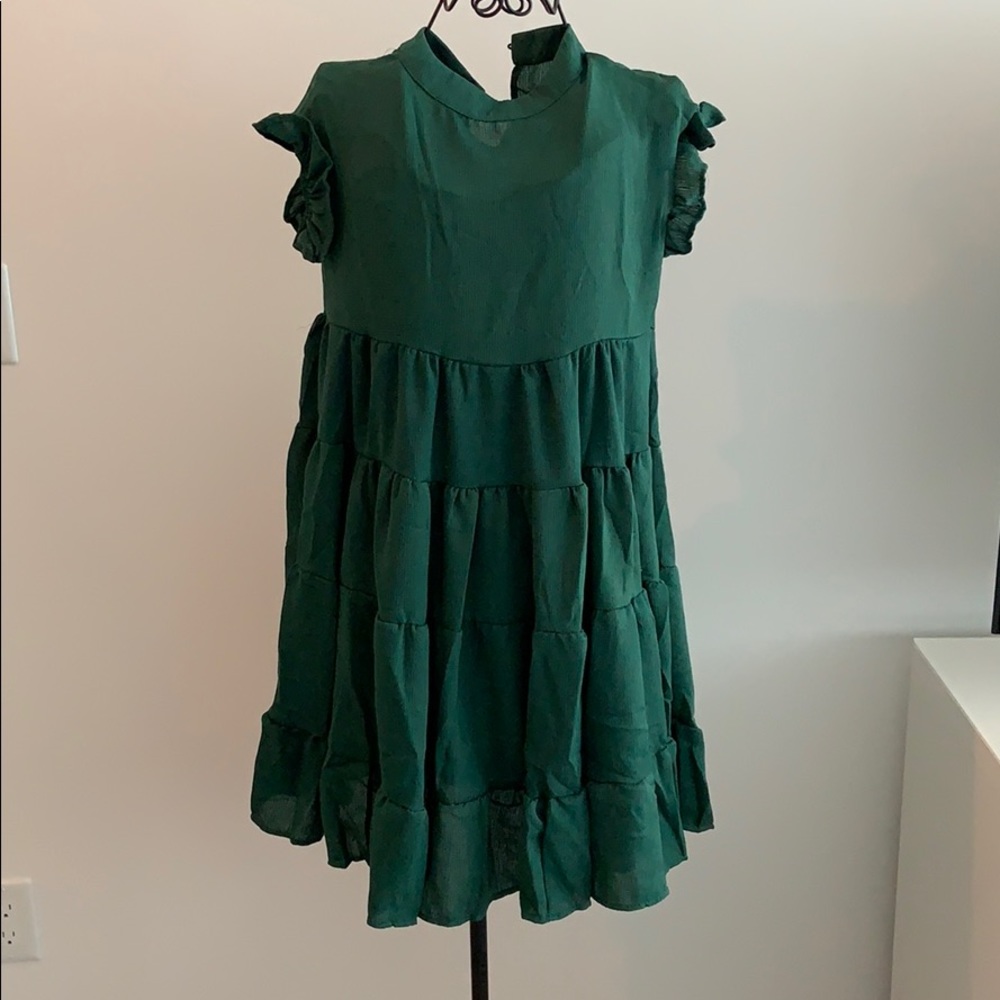 ☘️Emerald Green Mini Dress with Ruffles